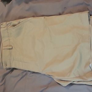 Greg Norman performance shorts NWT